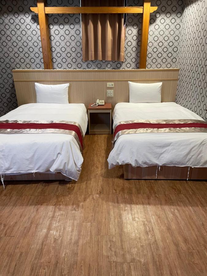 Mei Hua Hotel Kaohsiung Luaran gambar