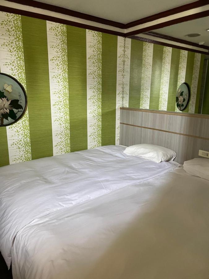 Mei Hua Hotel Kaohsiung Luaran gambar