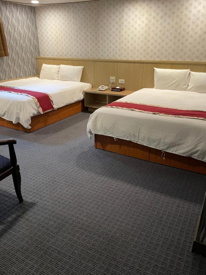 Mei Hua Hotel Kaohsiung Luaran gambar