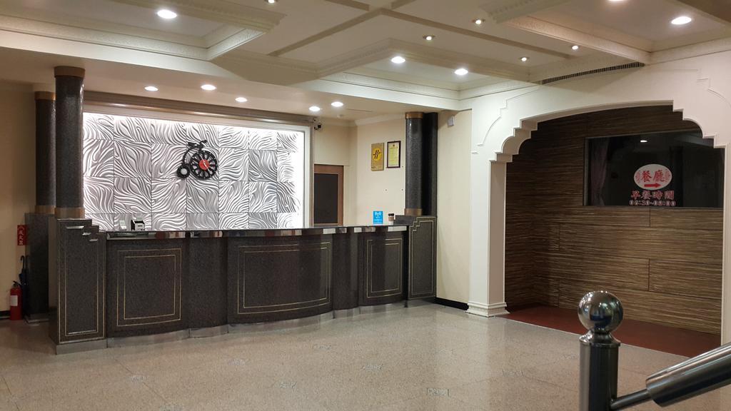 Mei Hua Hotel Kaohsiung Luaran gambar