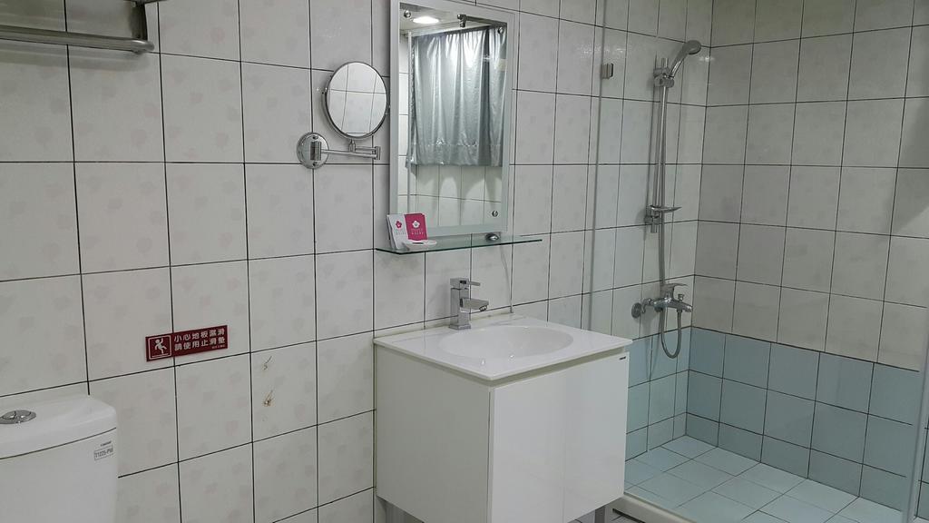 Mei Hua Hotel Kaohsiung Luaran gambar