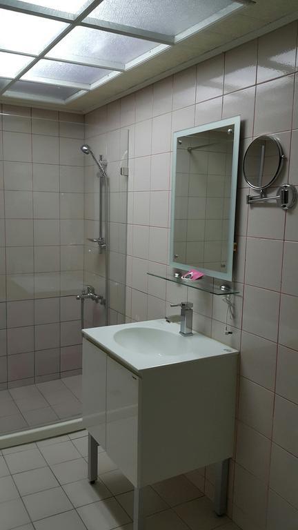 Mei Hua Hotel Kaohsiung Luaran gambar