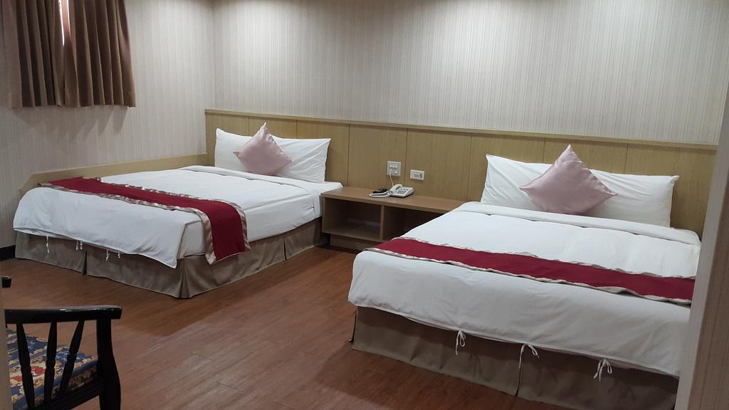 Mei Hua Hotel Kaohsiung Luaran gambar