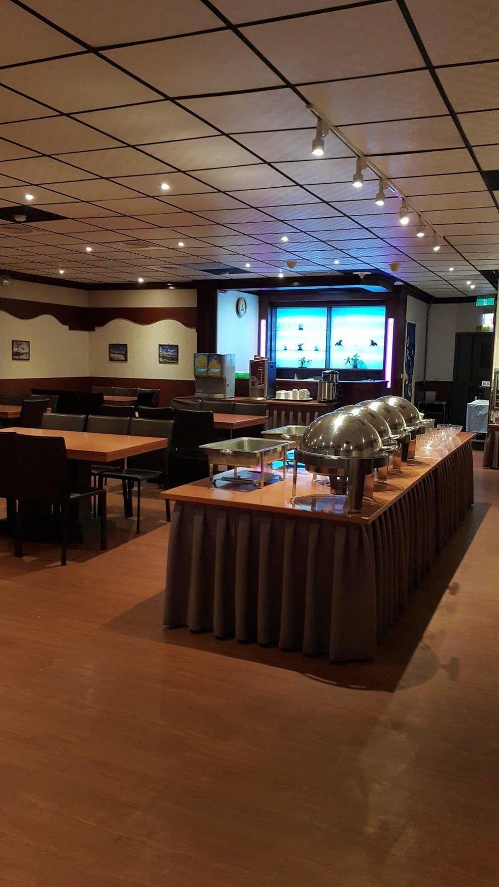 Mei Hua Hotel Kaohsiung Luaran gambar