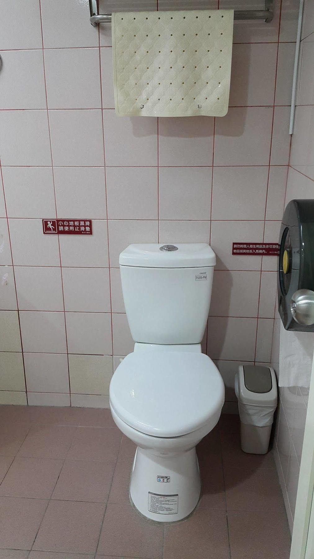 Mei Hua Hotel Kaohsiung Luaran gambar